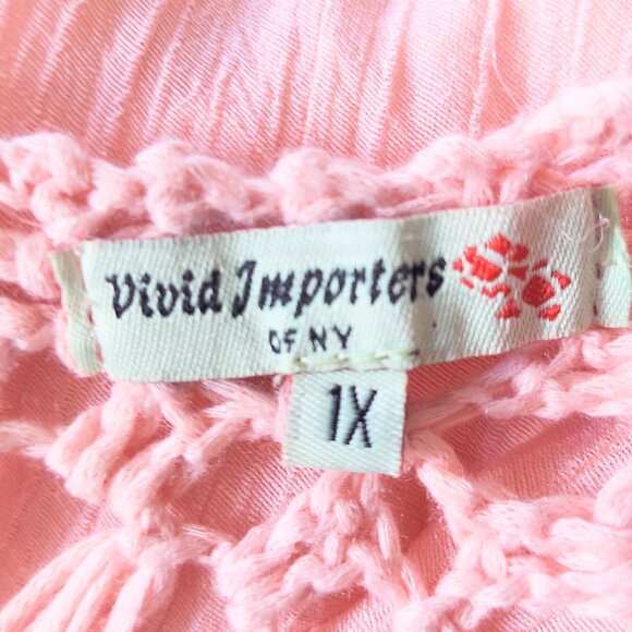 Vivid Importers NY Women’s 1X Crocheted Crepe Tunic Top Pink - Picture 9 of 11